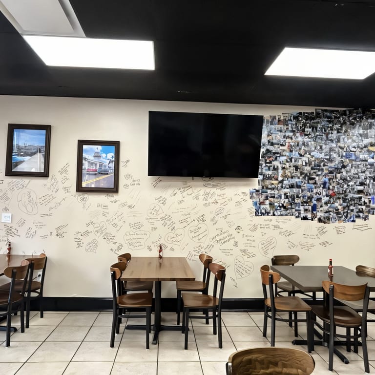 Warm Dine-In Experience